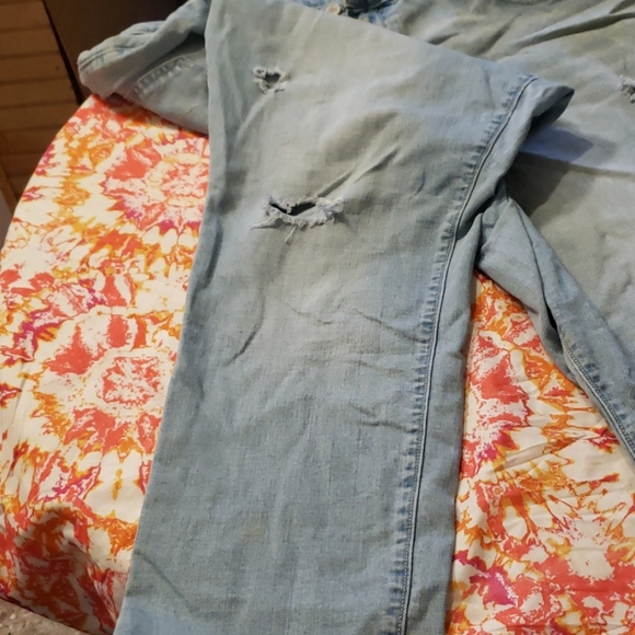 Old navy plus size jeans - Picture 2 of 5